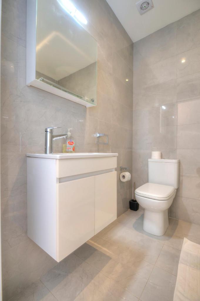 Seaview apartment in the heart of Xlendi Gozo photo 4