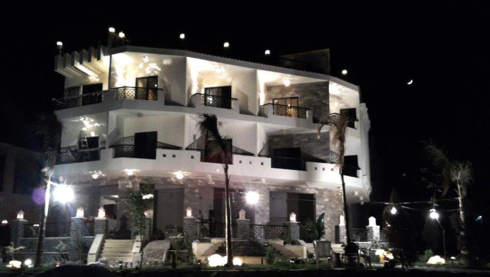 sea view house photo 1