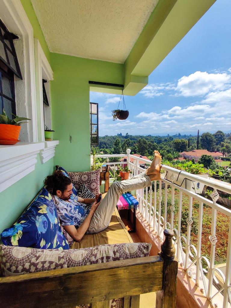 Modern & Comfy Mt. Kenya Sunset View Apartment photo 2