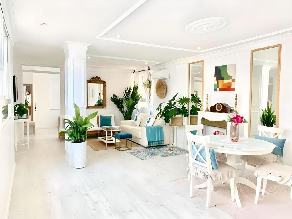 Lux City Loft in front of the Port photo 3
