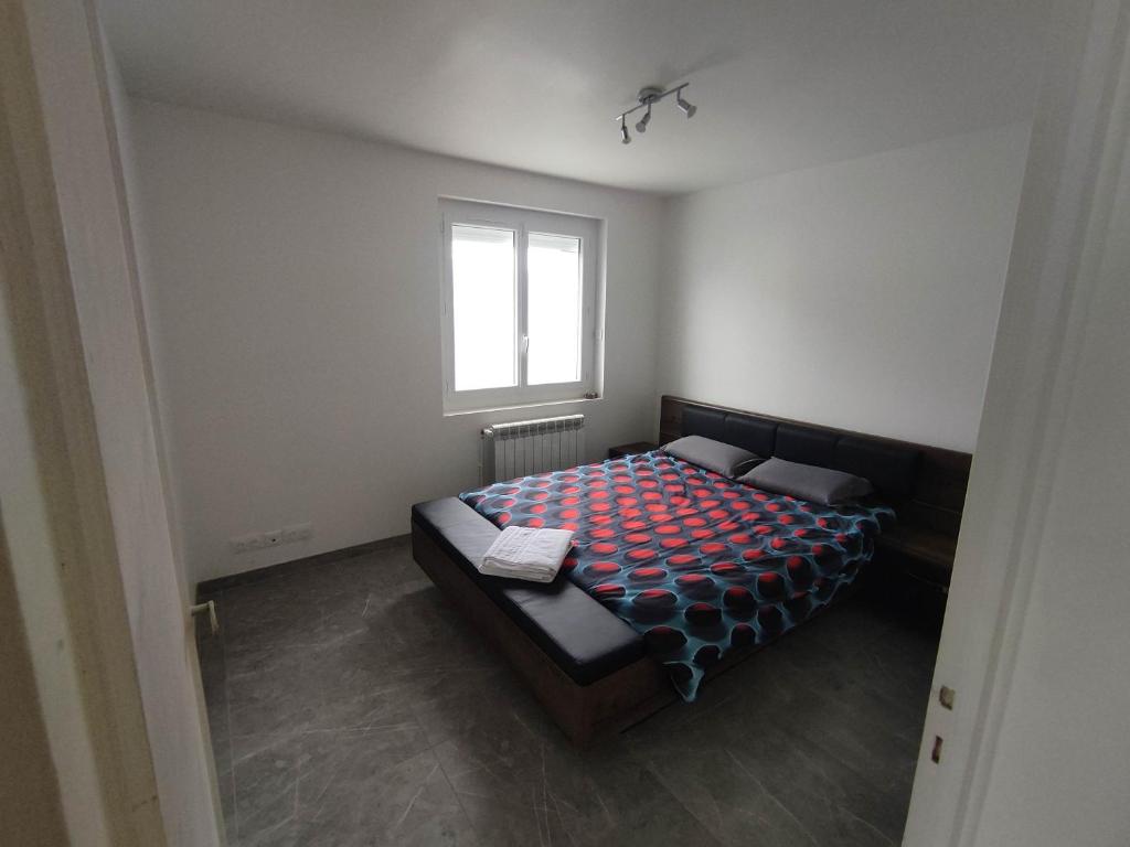 Petite maison de 70m2 très calme photo 1