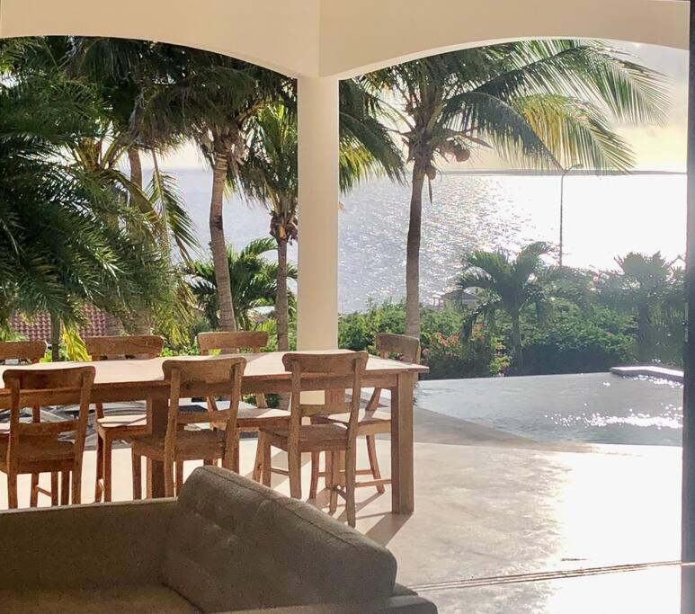 VillaDelSol-Ocean Front Resort-Pool-up to 8 Guests-Walk to the Beach photo 1