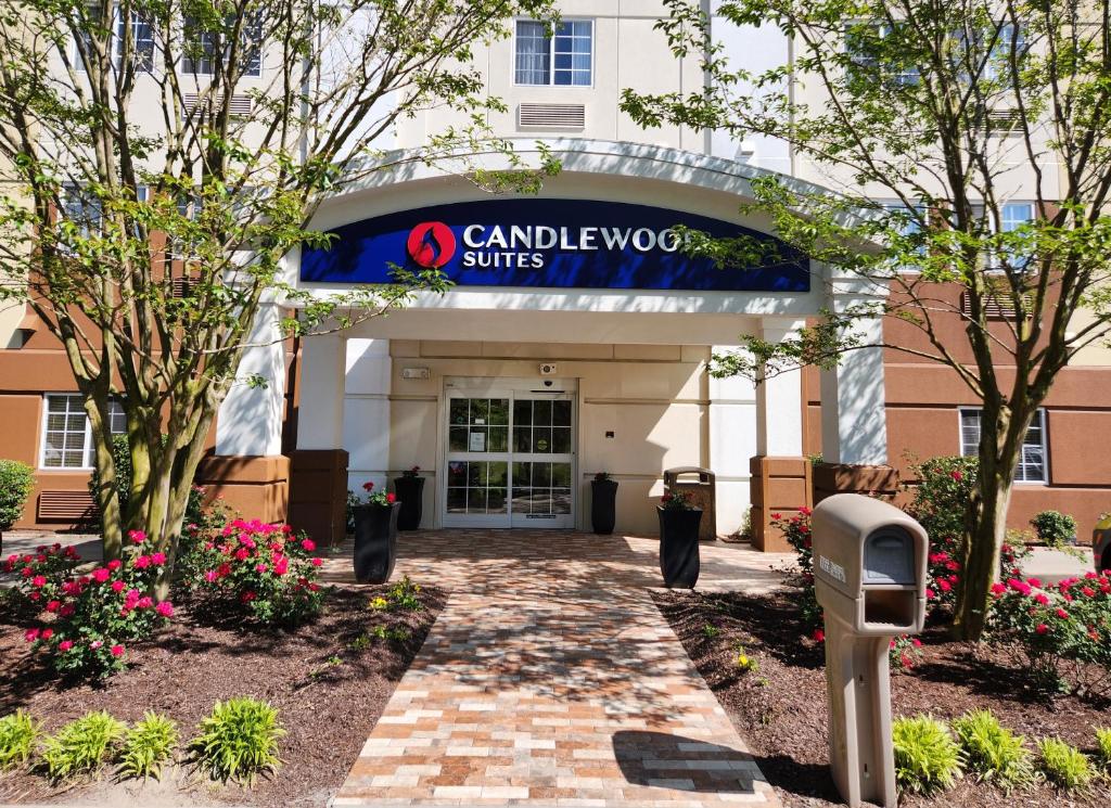 Candlewood Suites Greenville NC, an IHG Hotel image