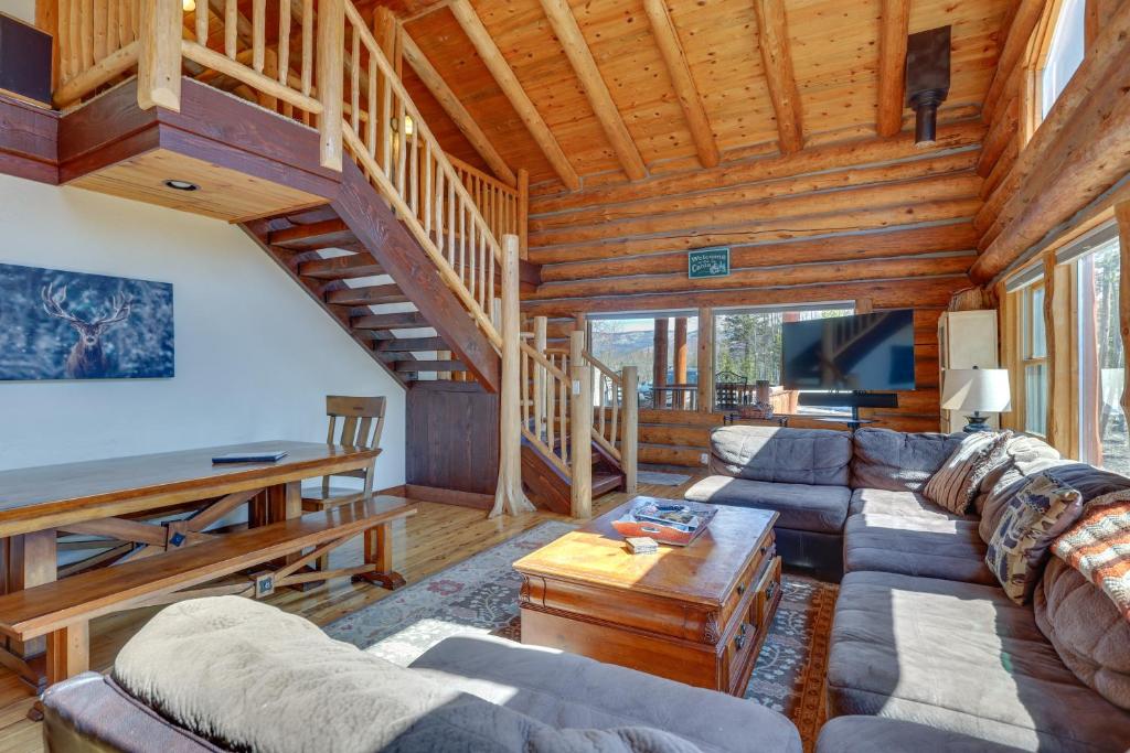 Grand Lake Cabin with Direct Access to Rocky Mtn NP! photo 3