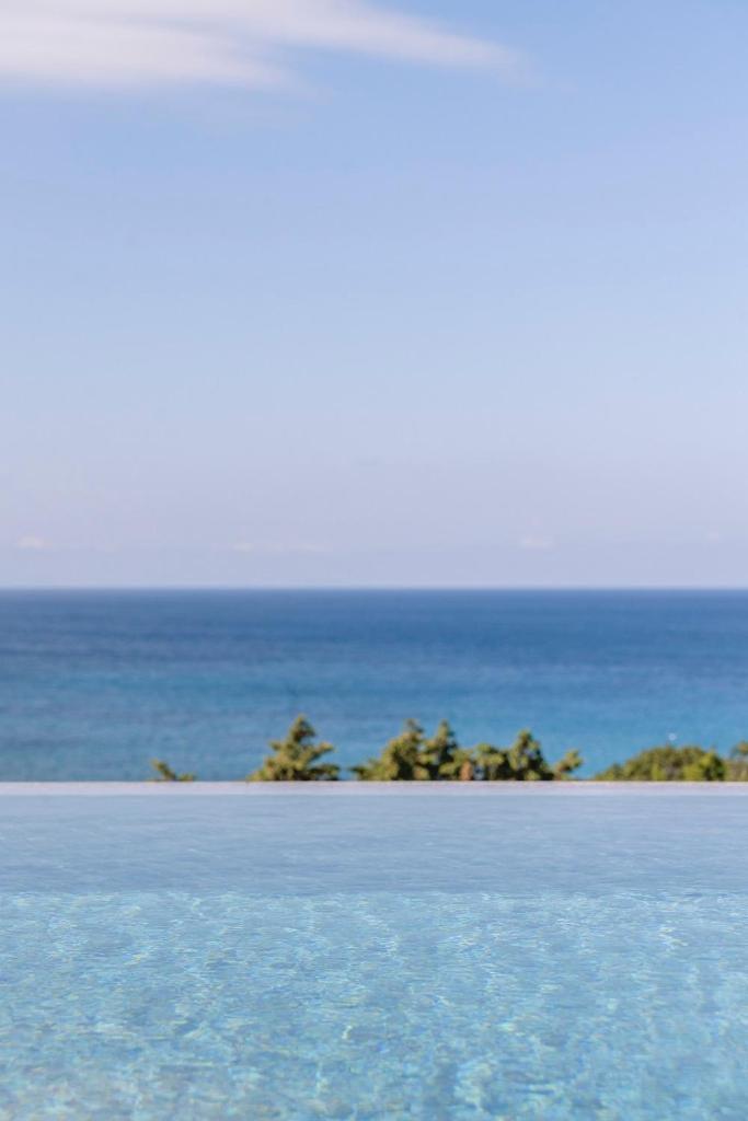 Villa Azzuro on Faragas Beach photo 2