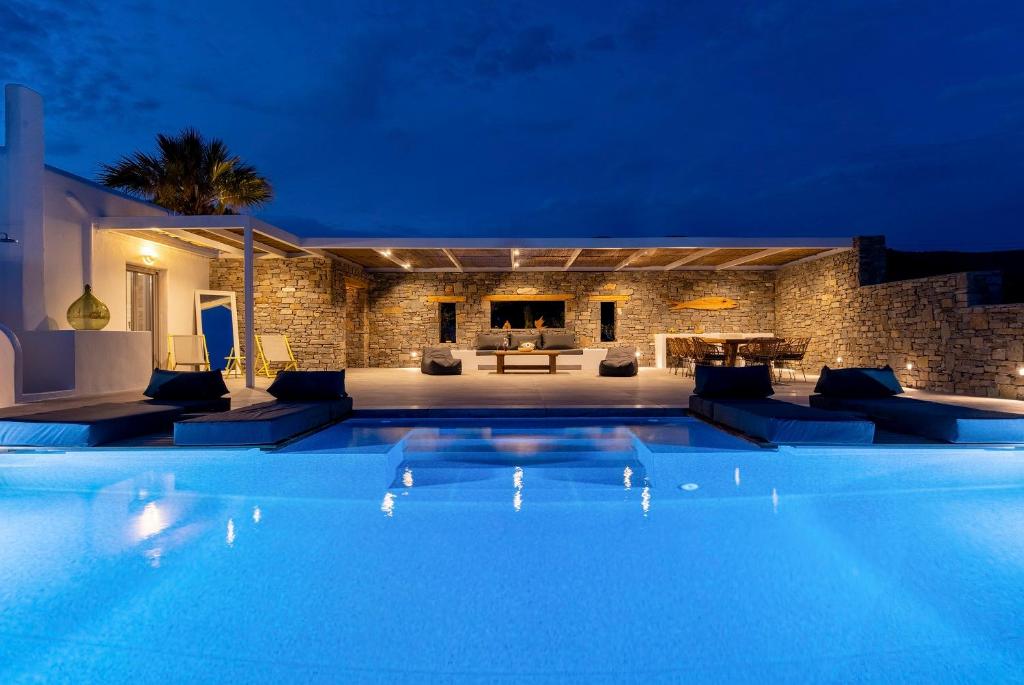 Villa Azzuro on Faragas Beach photo 3