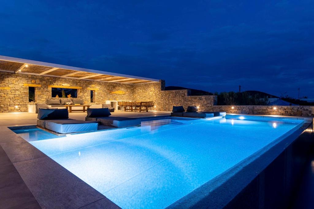 Villa Azzuro on Faragas Beach photo 4