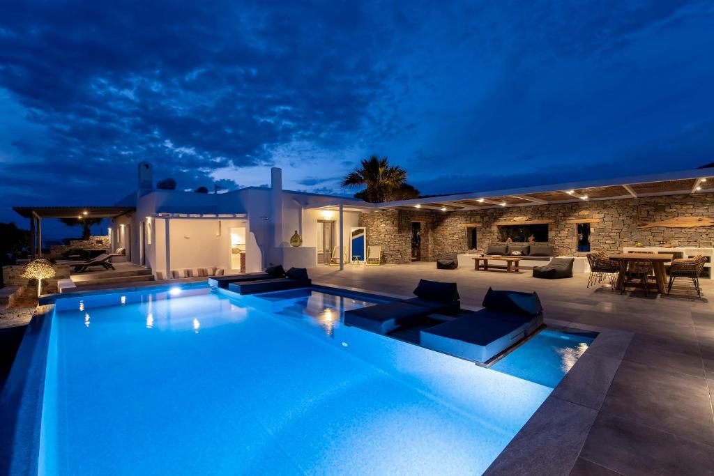 Villa Azzuro on Faragas Beach photo 1