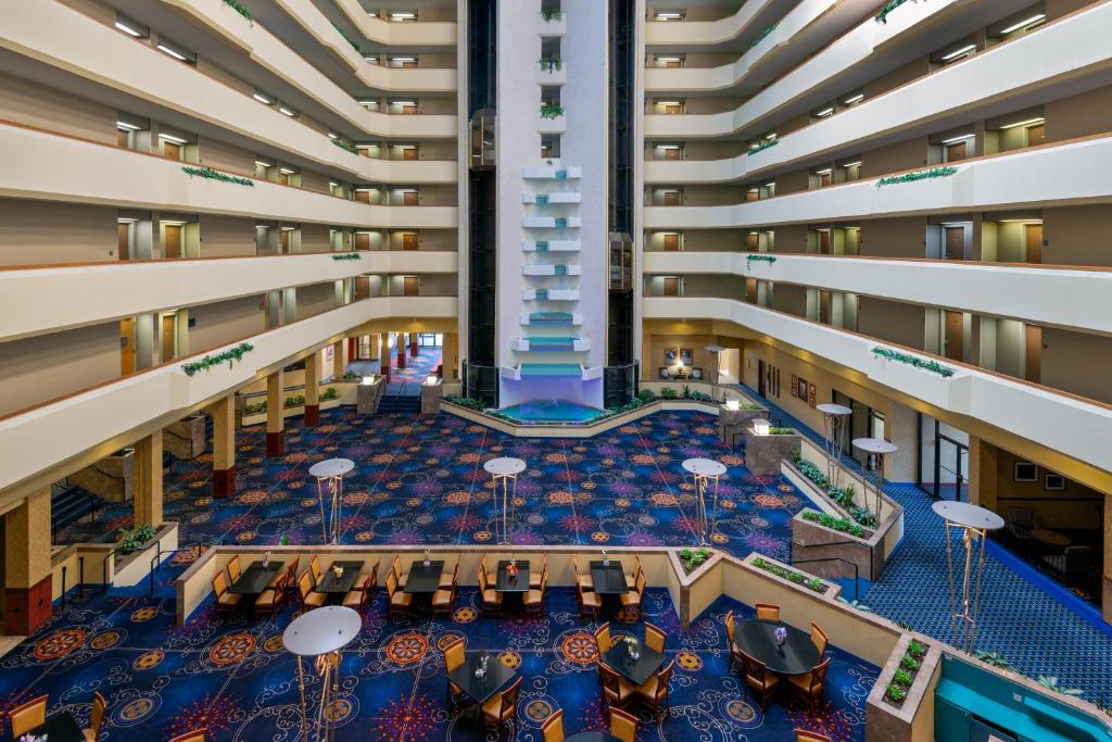 Capitol Plaza Hotel Jefferson City photo 2