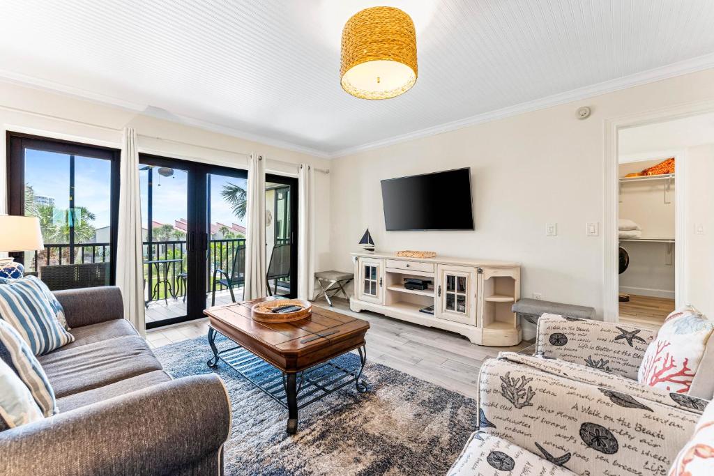 Stay Siesta Dunes, Accommodation 300; by Beachside Management image
