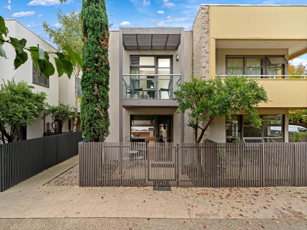Central Shepparton Apartments photo 3