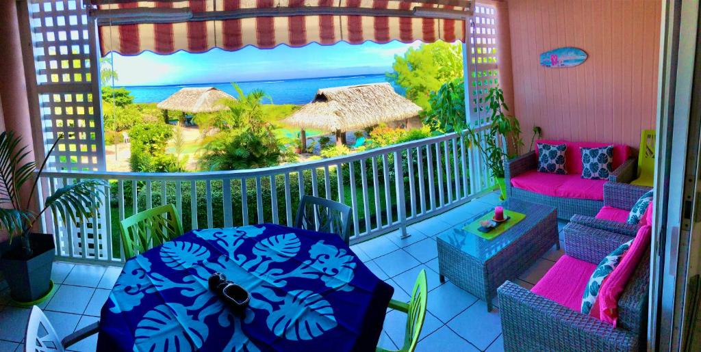 Superbe bord de mer, accès lagon et piscine privée photo 2