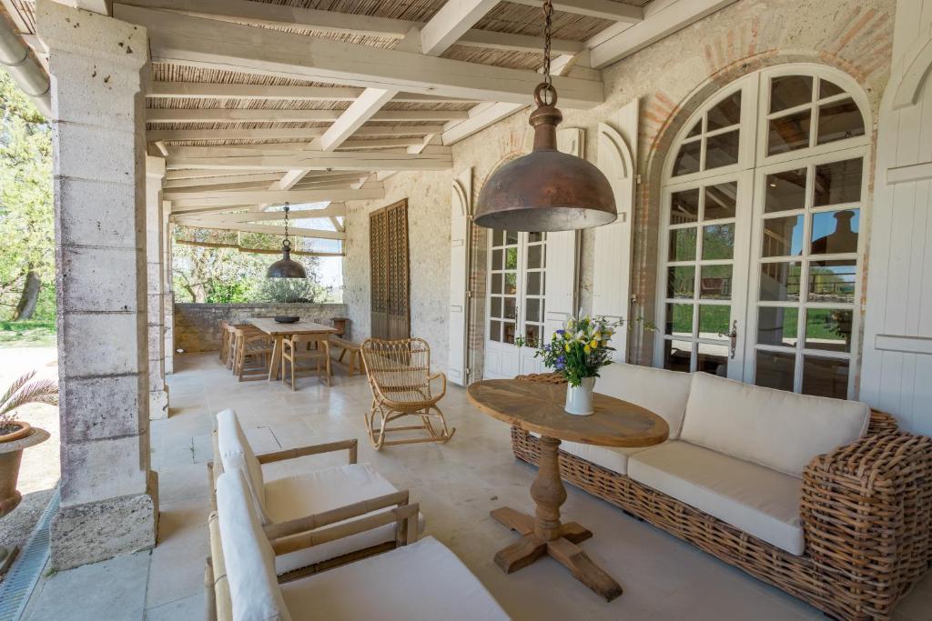 Gîte du Domaine de Roujol photo 4