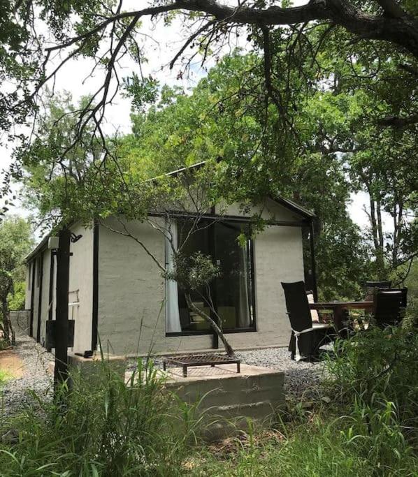 Leadwood Tree Safari Lodge - Tamboti Lodge 45 photo 1
