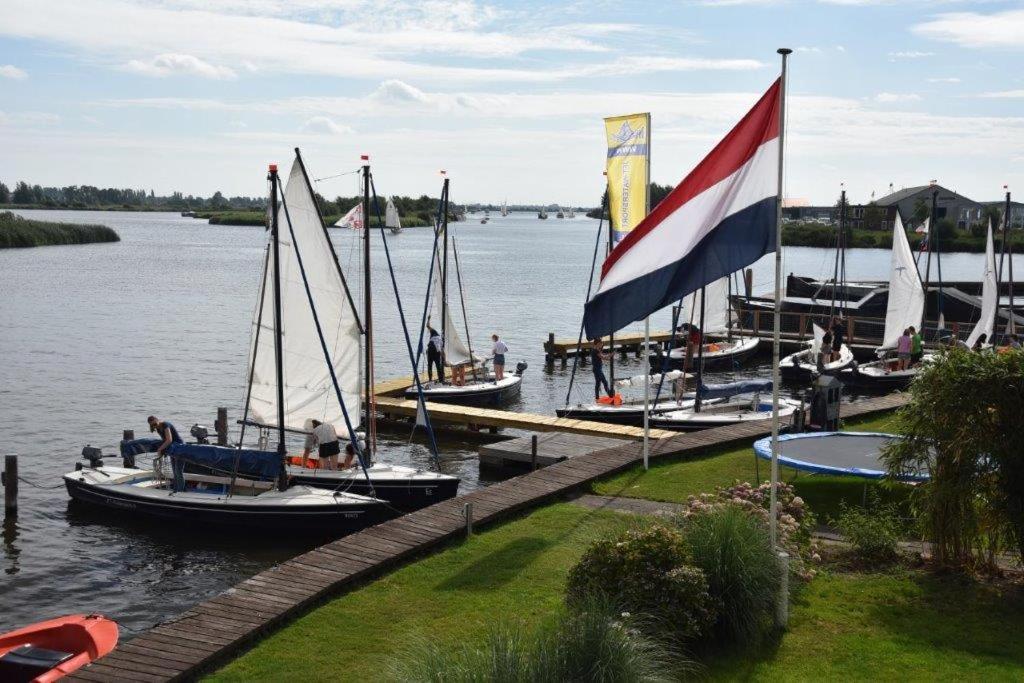 Het Toppunt groot vakantiehuis aan het water photo 1