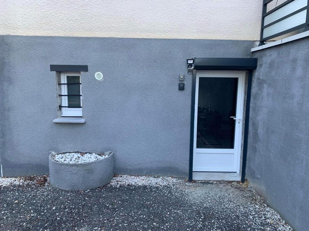 Sous-sol aménagé tout équipé avec jardin & parking photo 4