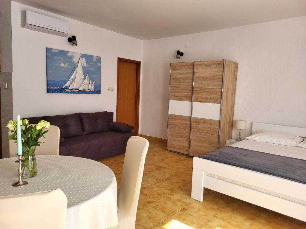 Apartments Gorana photo 4