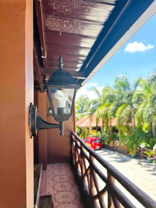 Cabin Hideaway, Alfonso Tagaytay photo 3