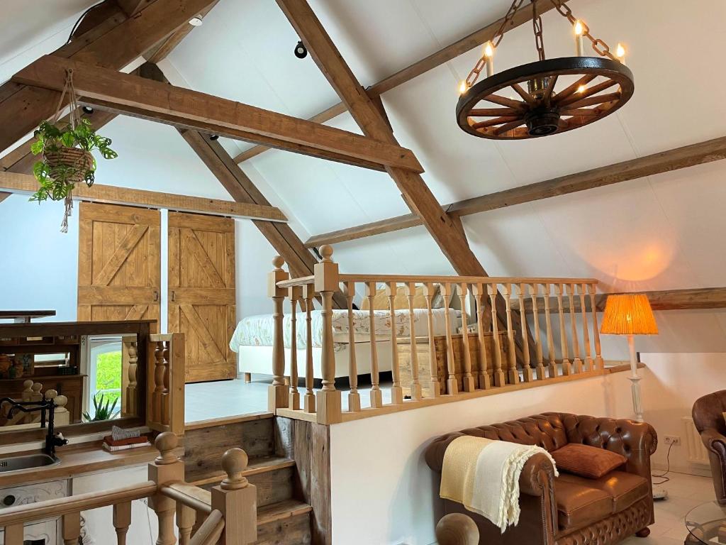 B&B droom in de polder -DE SALON- luxe appartement met prive-sauna photo 1