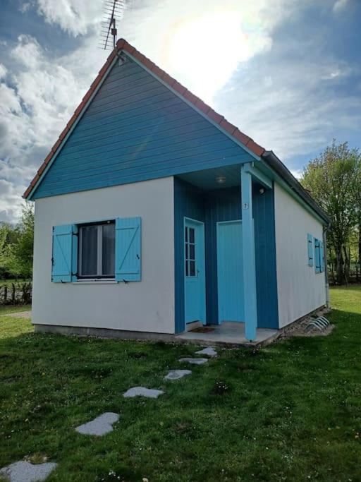 La Maison Bleu du Lac