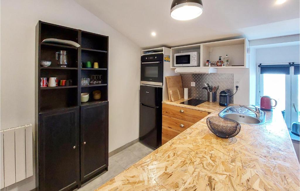 Nice Apartment In Paimboeuf With Wifi photo 3