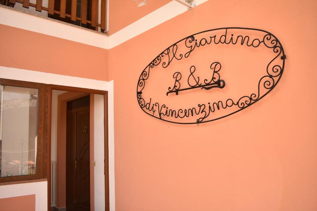 Il Giardino di Vincenzina B&B photo 1