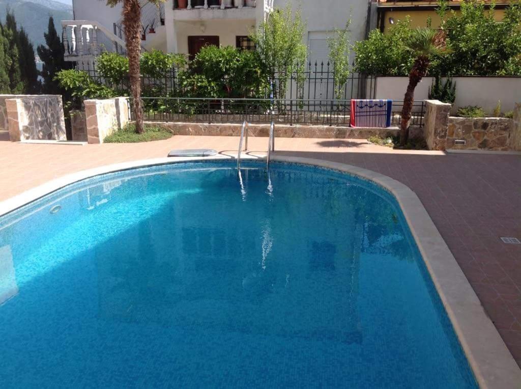 Apartman Maya-50m od mora photo 3