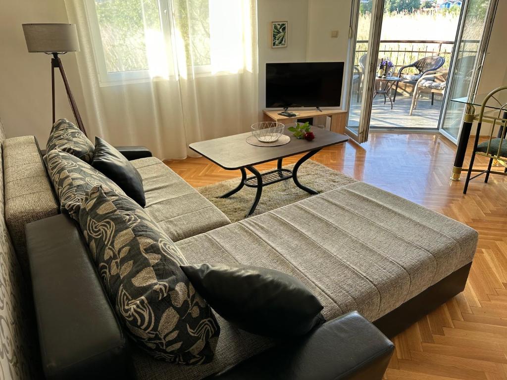 Porodični Apartman Igalo photo 4