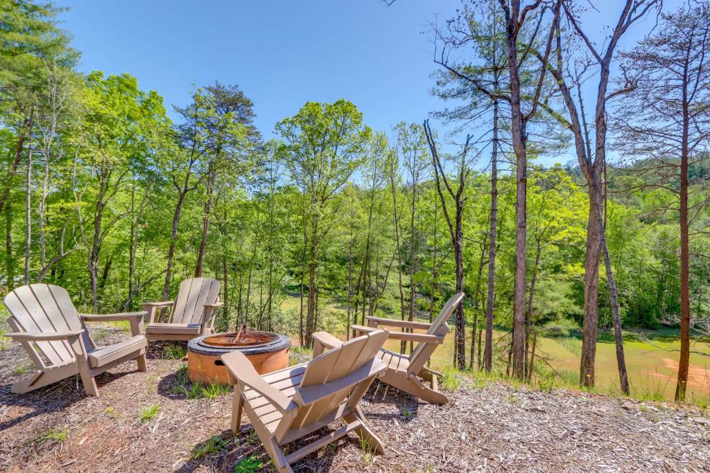 Charming Helen Vacation Rental 2 Mi to Village! photo 2
