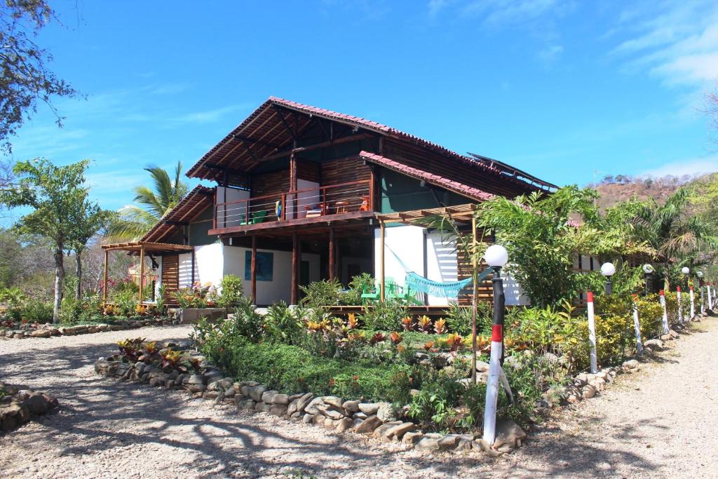 Playa Hermosa Eco Resort photo 3