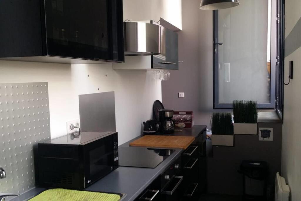 Nice 54m With Terrace In The Heart Of Nantes photo 3