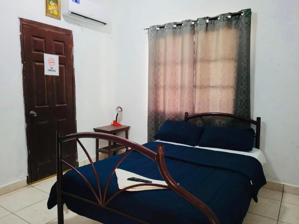 Hostal Rudy's Beach photo 2