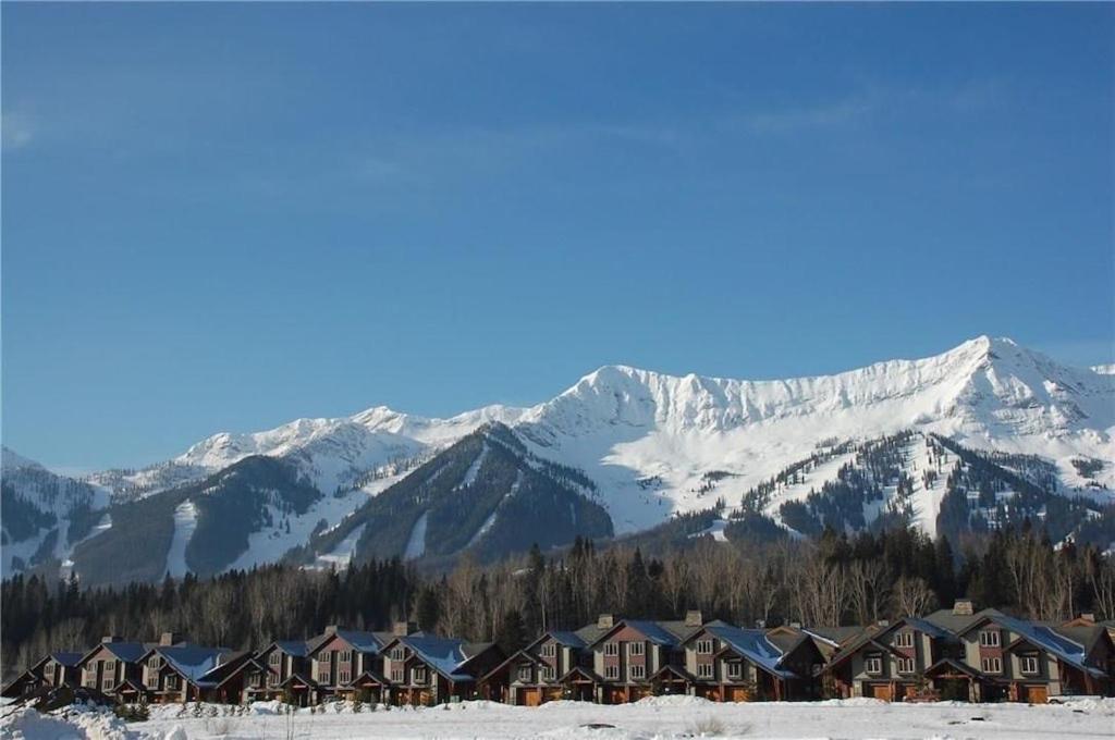 Pinnacle Ridge Condos by Fernie Central Reservations photo 1