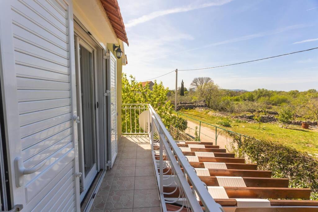 Peaceful house in nature nearby National Park Krka photo 3