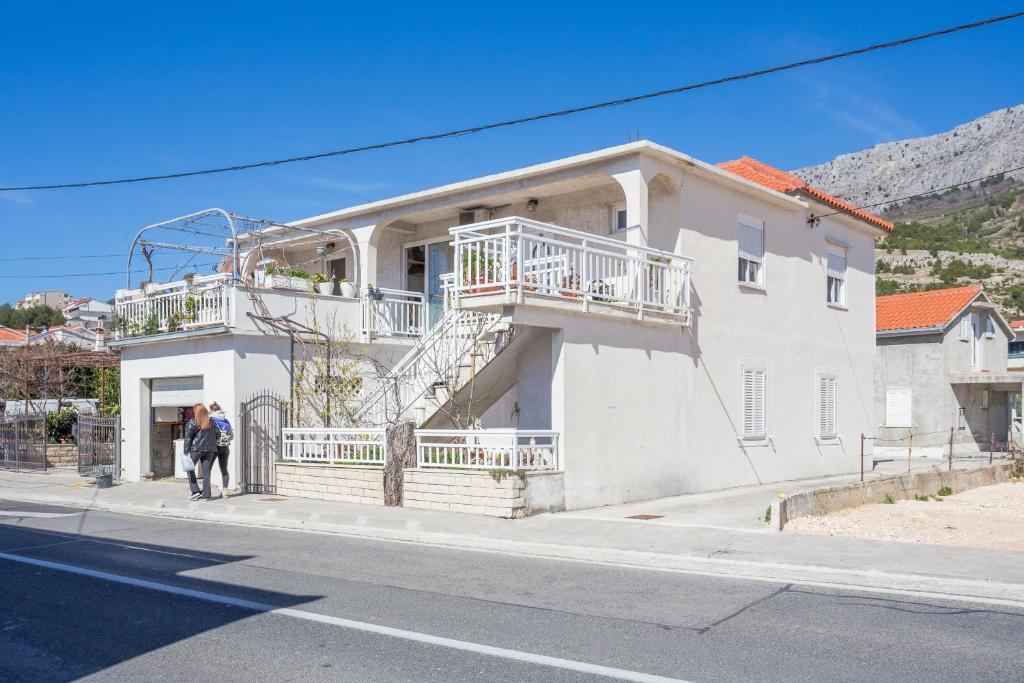 Apartments by the sea Orij, Omis - 7534 photo 2