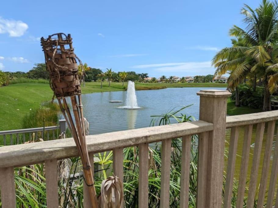 Modern - Marina View Balcony - Exquisite Pool - Sleeps 6 photo 2