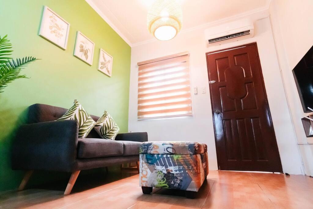 Cozy BNB - Unit L