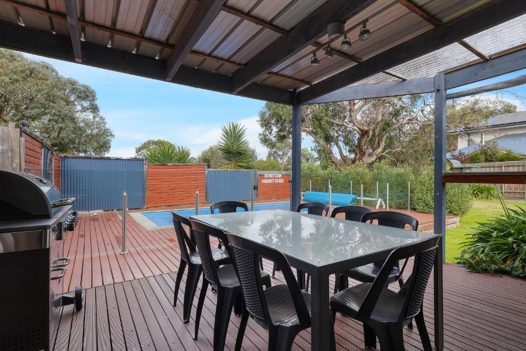 Redwood Beach House photo 1