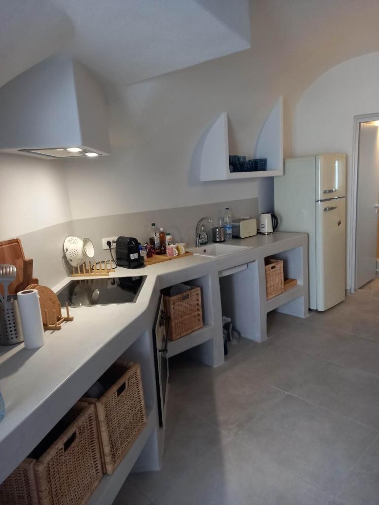 Cueva House photo 4