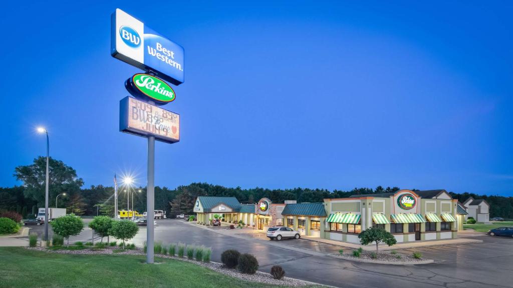 Best Western Tomah Hotel image