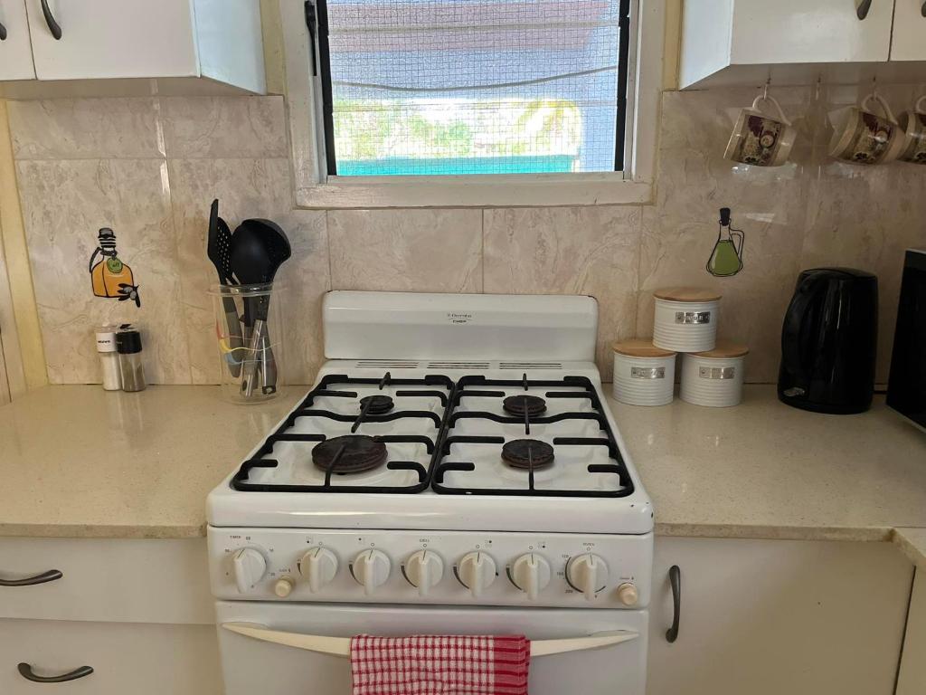 Libby's Vacation Rental 2 Bed Home 1-4 Guests photo 4