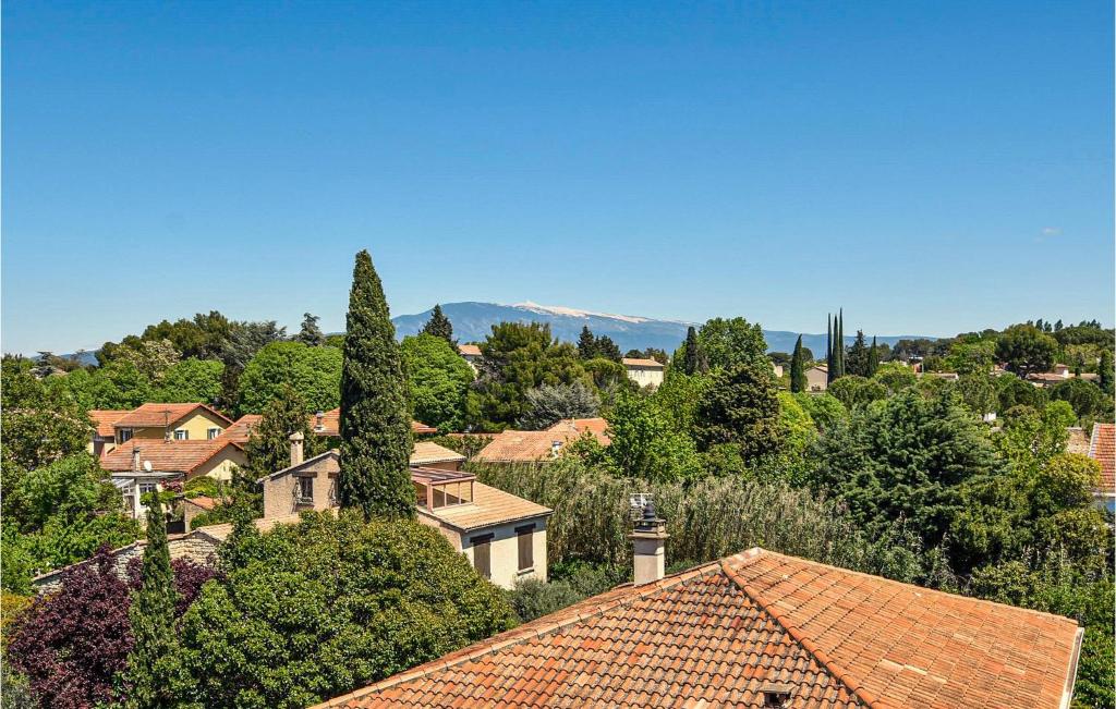 Amazing Apartment In Carpentras With Wifi And 2 Bedrooms photo 1