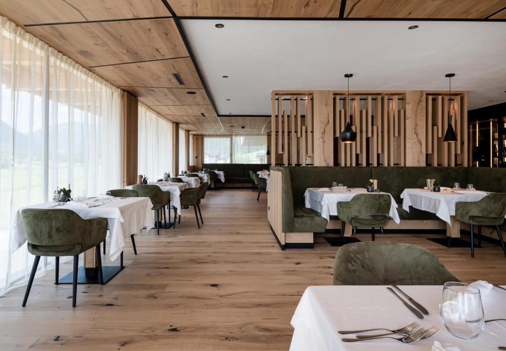 Alpine Nature Hotel Stoll photo 2