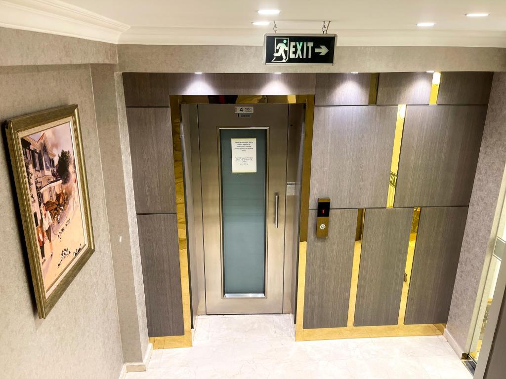 Bursa Suites Apart Otel - Tap to explore photos