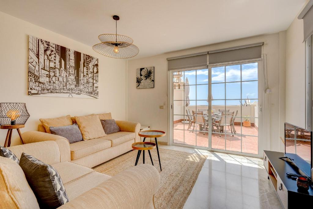 penthouse with great sea view and natural reserve - magnificent swimming pool - calm and bright photo 1