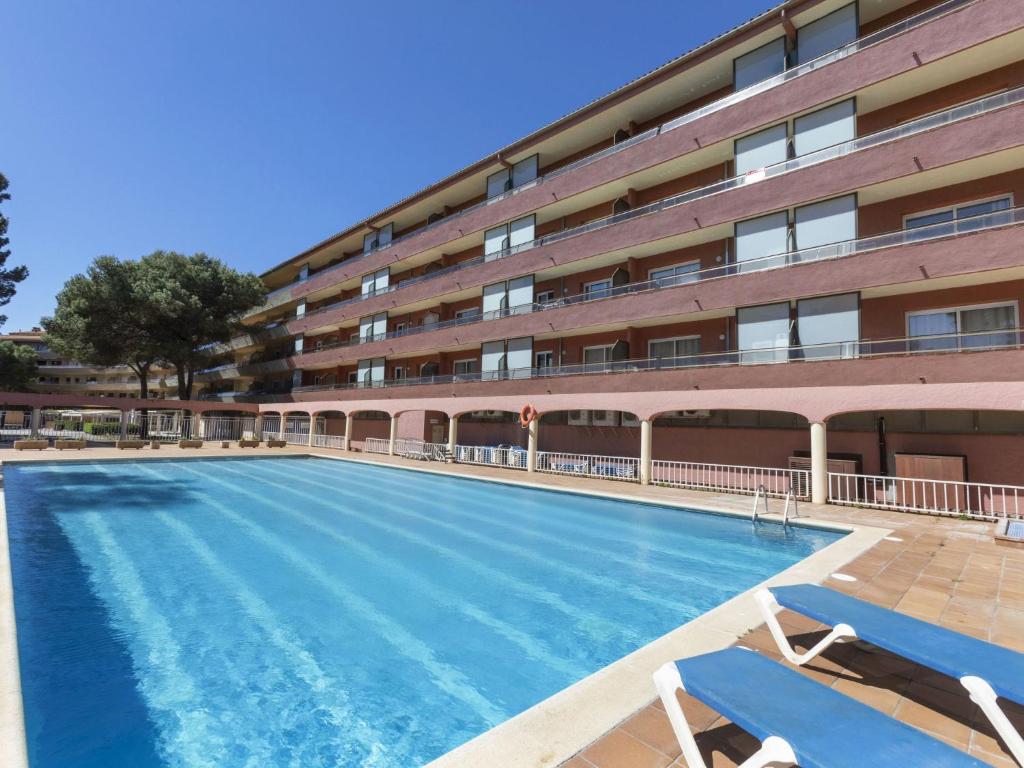Apartment Salines-6 by Interhome