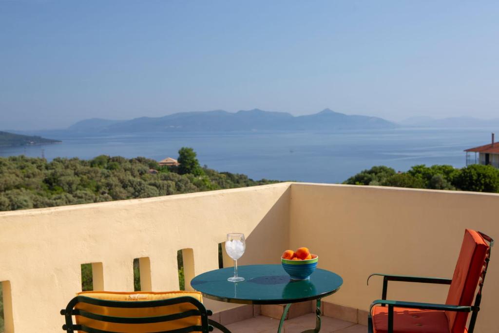 Serene Oasis Meganisi - Seaview & Exclusive Pool photo 1