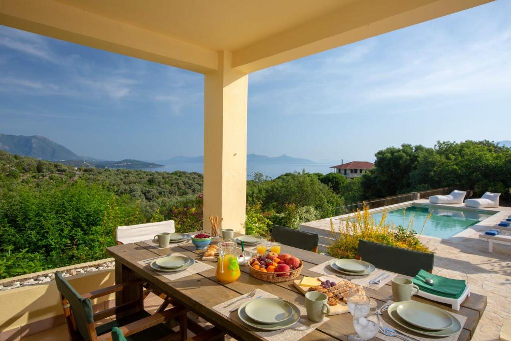 Serene Oasis Meganisi - Seaview & Exclusive Pool photo 4