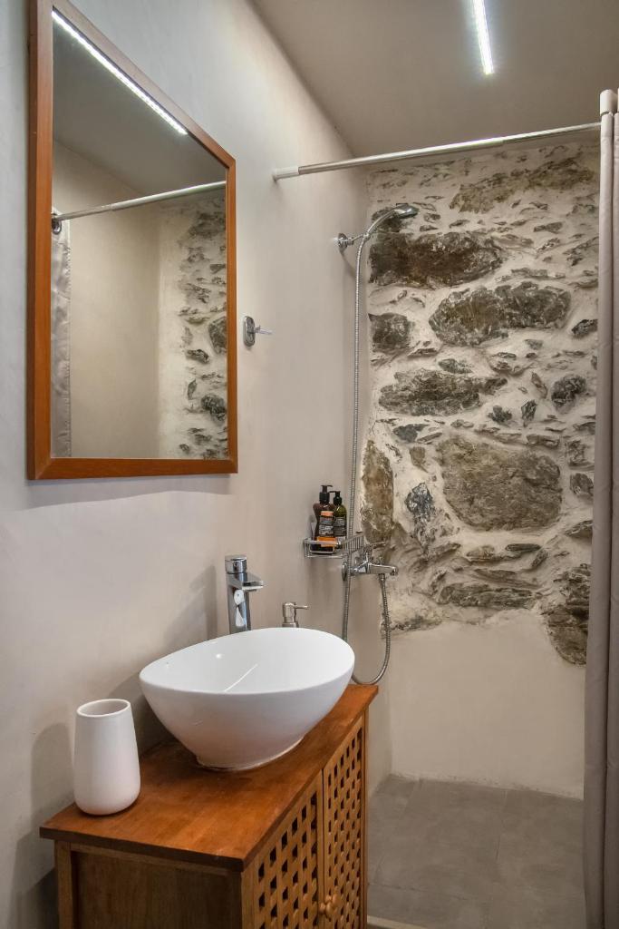 Feneri 3 -Cozy rustic Apt 20' from Elafonisi beach photo 4