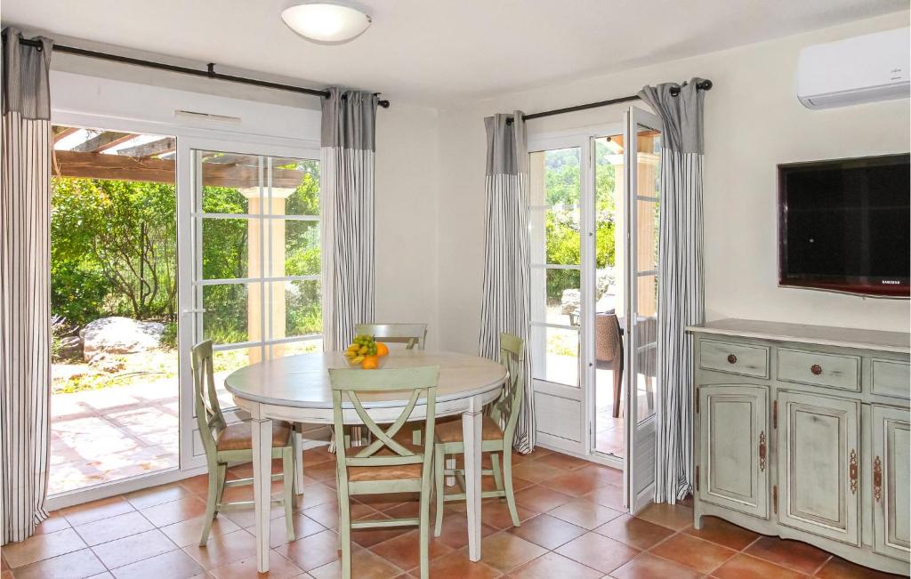 Amazing Home In Callian With Outdoor Swimming Pool, Wifi And 3 Bedrooms photo 1